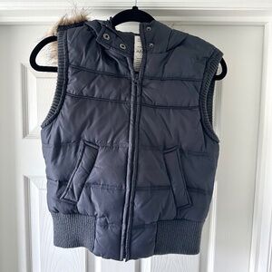 Aeropostale winter coat (vest) with removable fur hood